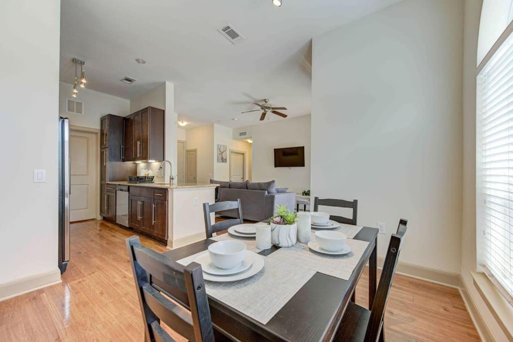 Cozy Apt Nrg Pool,Wi-Fi, Free Parking, Petsok! Houston Exterior photo