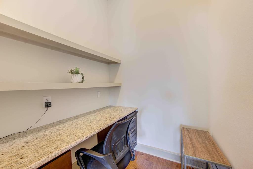 Cozy Apt Nrg Pool,Wi-Fi, Free Parking, Petsok! Houston Exterior photo