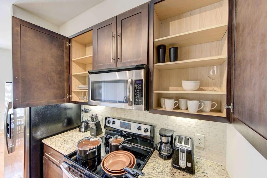 Cozy Apt Nrg Pool,Wi-Fi, Free Parking, Petsok! Houston Exterior photo